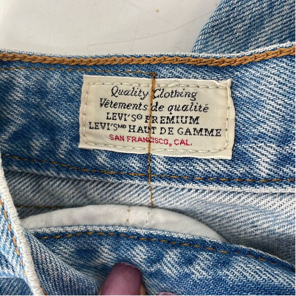 Levi’s wedgie straight jeans distressed denim flame crocheted detail y2k  sz 29 - Picture 4 of 15